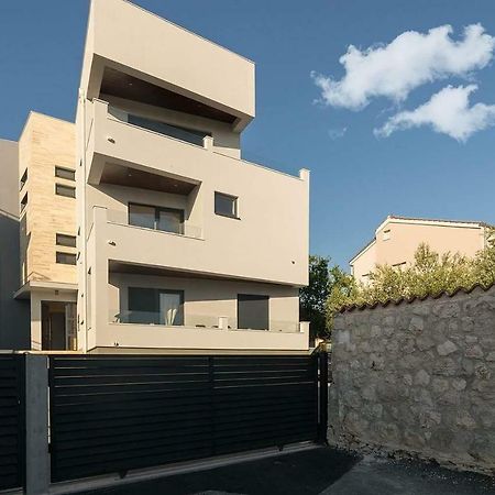Apartmani Marinovic 扎达尔 外观 照片