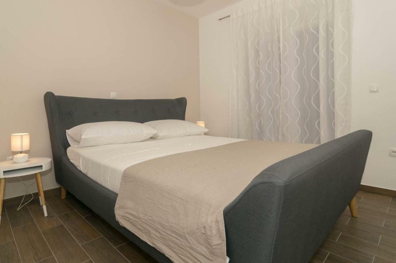 Apartmani Marinovic 扎达尔 外观 照片
