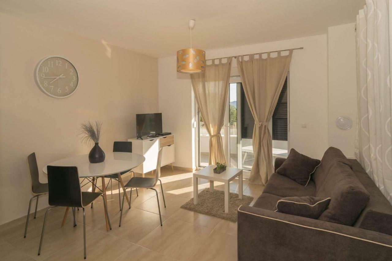 Apartmani Marinovic 扎达尔 外观 照片